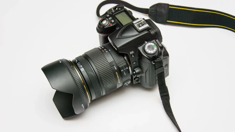 Testy i porównania: aparaty cyfrowe vs lustrzanki – co lepsze do fotografii?